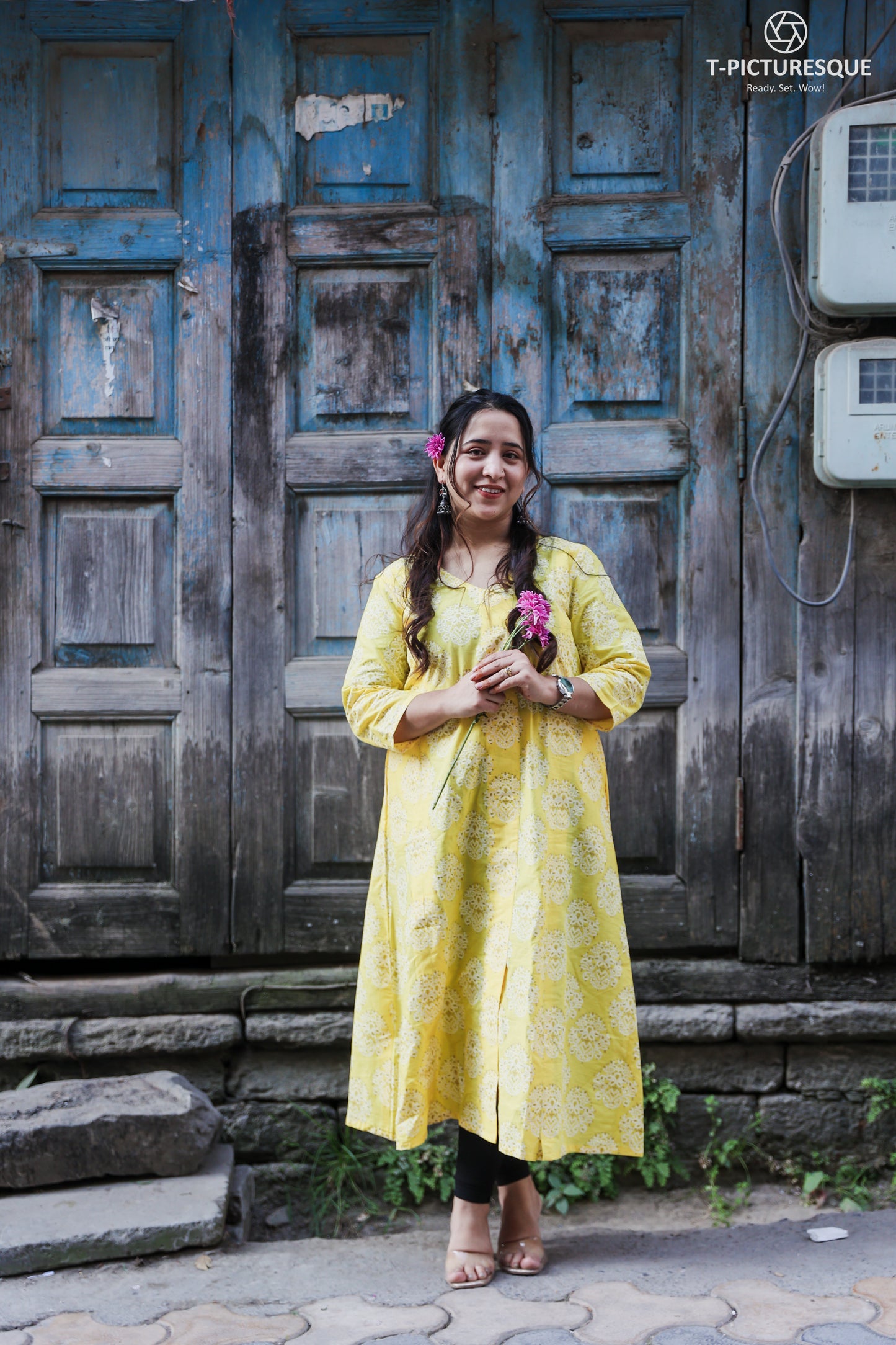 Vedika Bandhani A-line Long Kali kurta